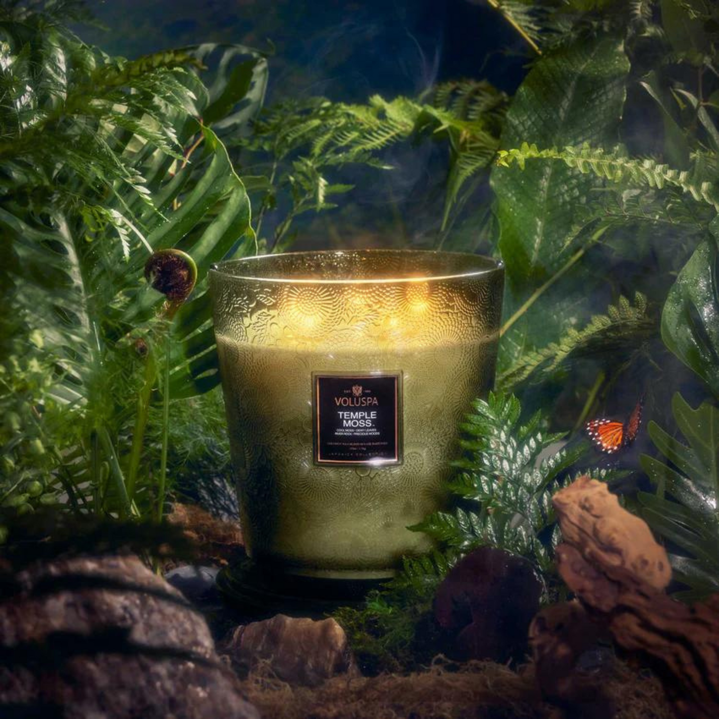 Voluspa - 5 Wick Hearth Candle - Temple Moss