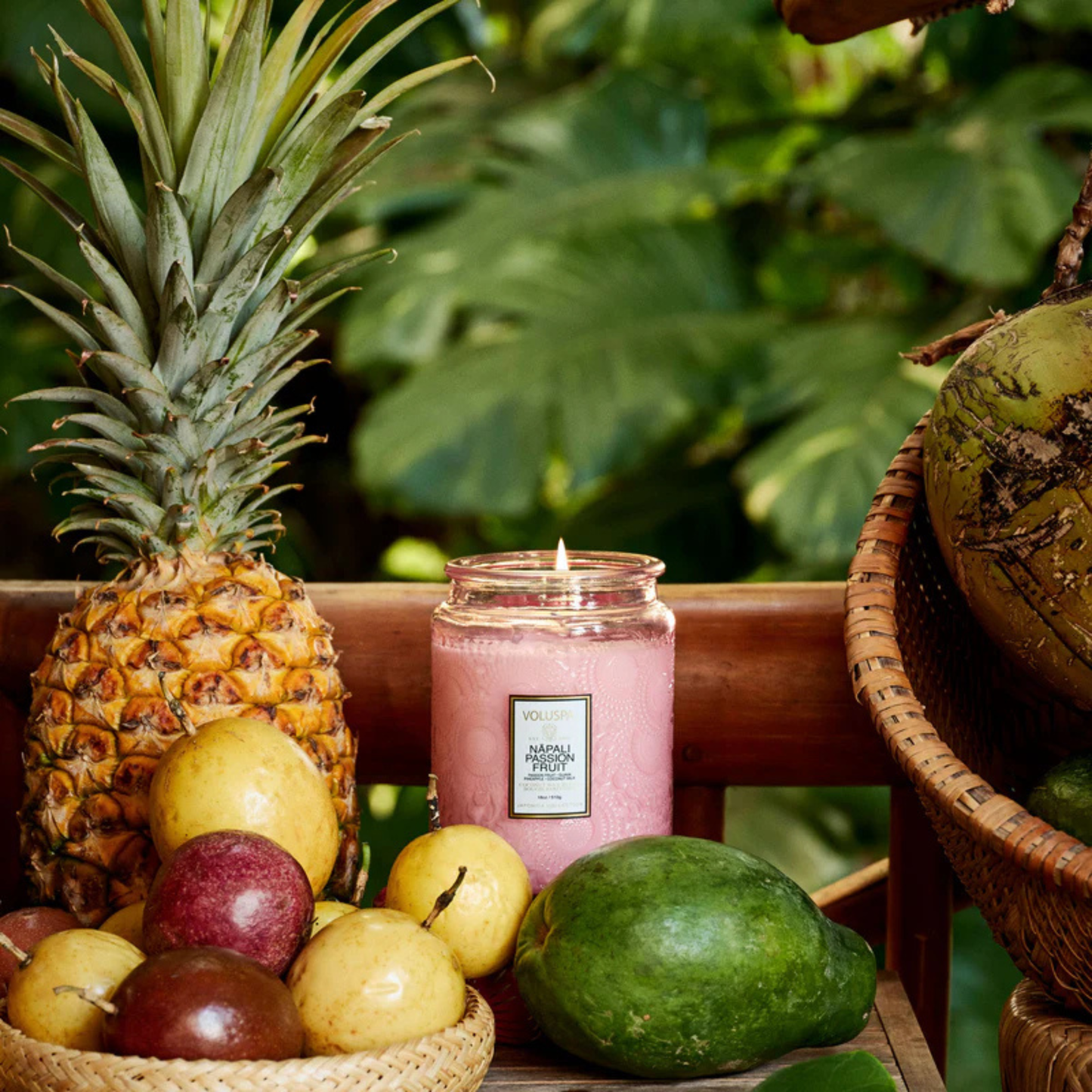 Voluspa - 18 oz Large Jar Candle - Napali Passion Fruit