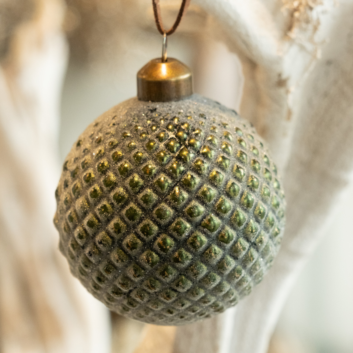 Regal Radiance- Holiday Ornament