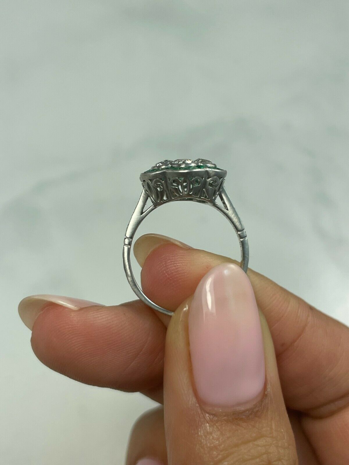 Platinum Diamond Flower Emerald Ring Cocktail Art Deco Certified Natural